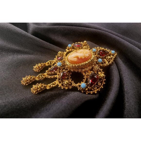 Rare Find Vintage FLORENZA Victorian Style Gold Tone Cameo Brooch - Picture 4 of 5